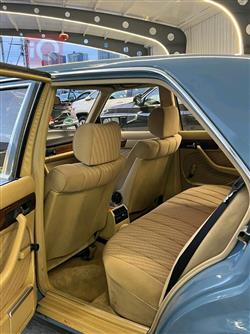 مرسيدس بنز E-Class